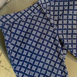 Navy Blue Moroccan Patterned Crop Pants